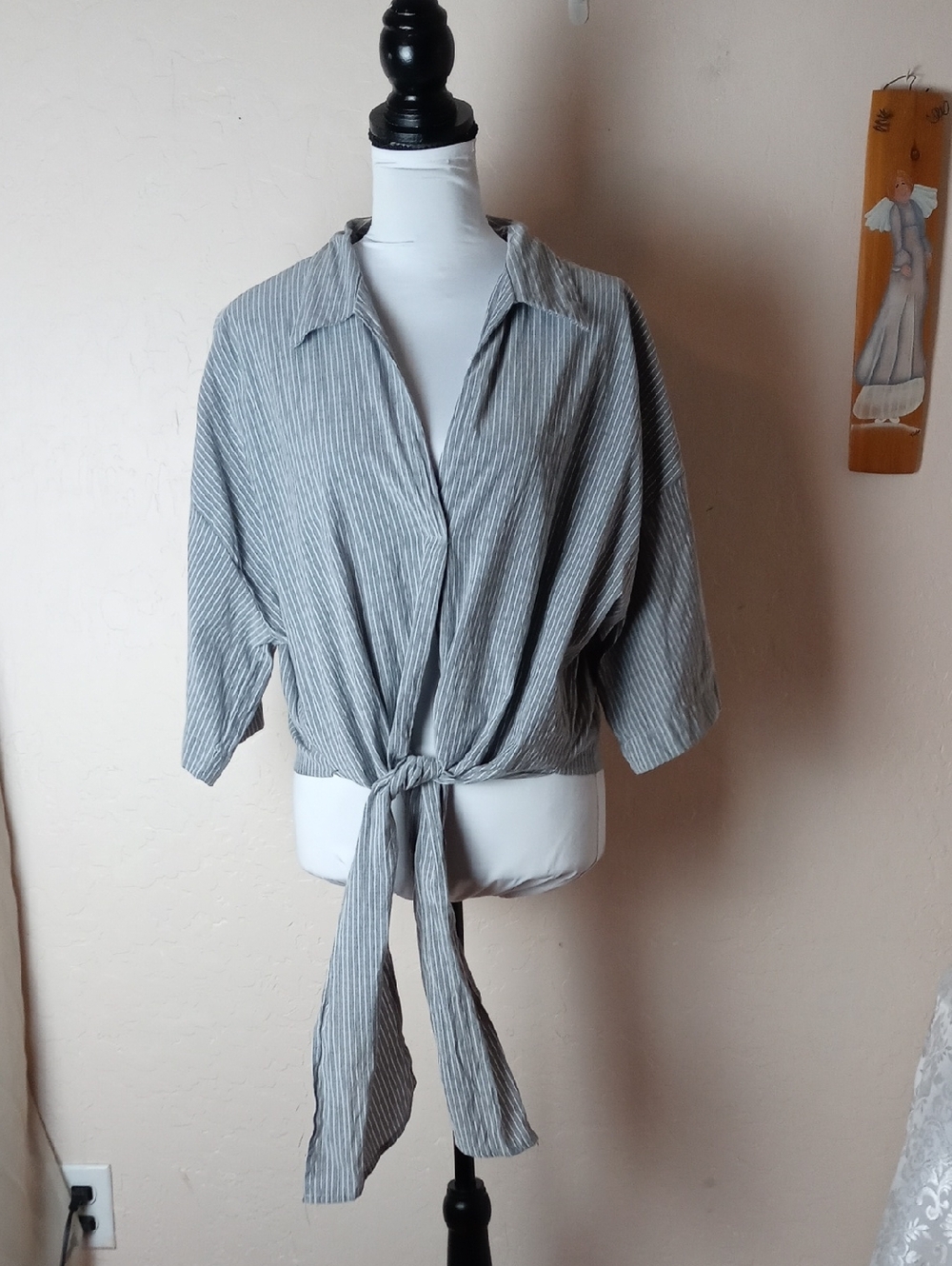 Fashion Nova Gray Stripe Tie-Front Blouse